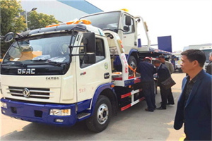 金牛区汽车道路救援拖车价格